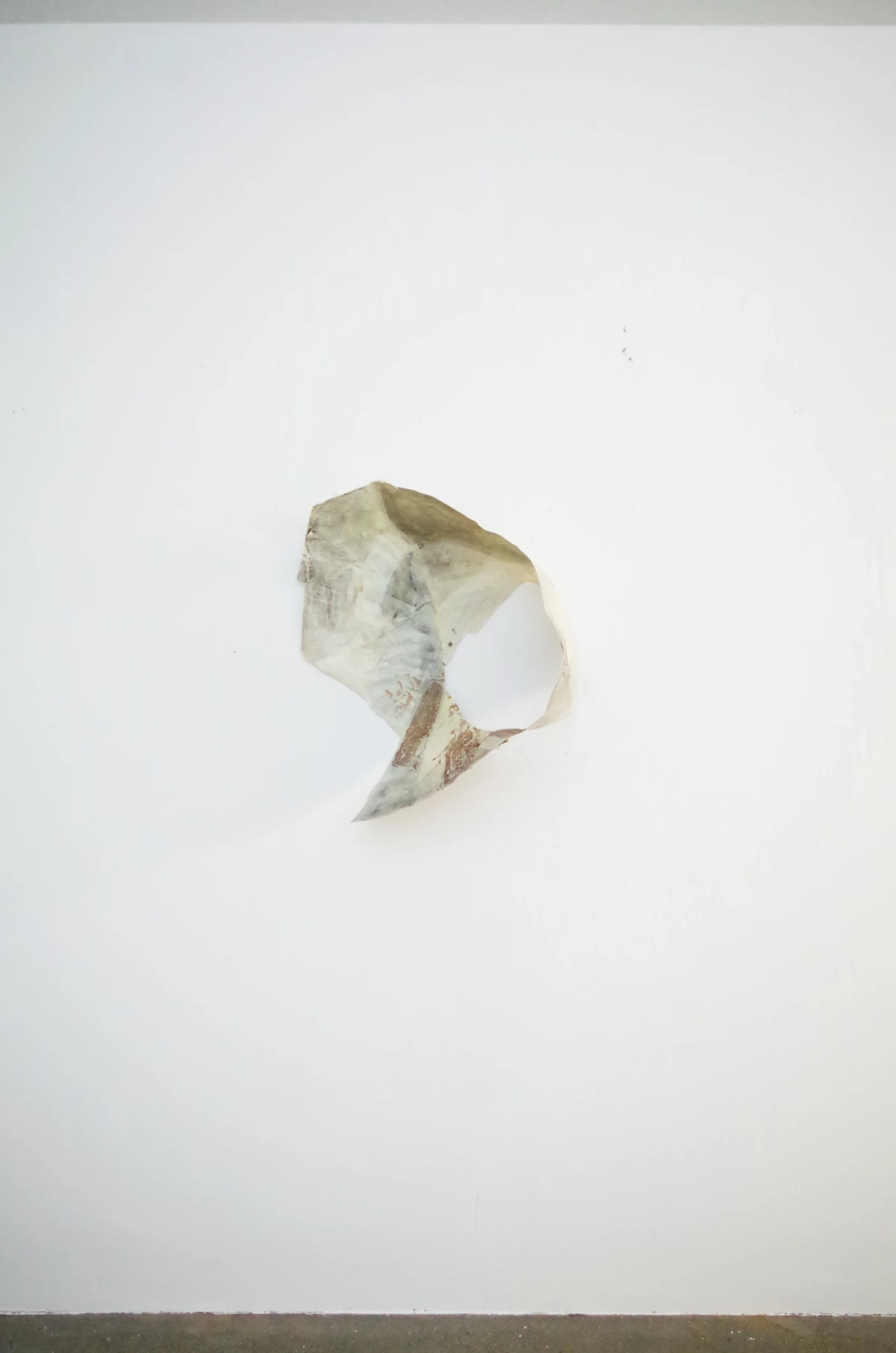 [60/76/35 cm] glued, stiffened, coloured textile waste - zoe bilgeri/ 2025/ zuerich