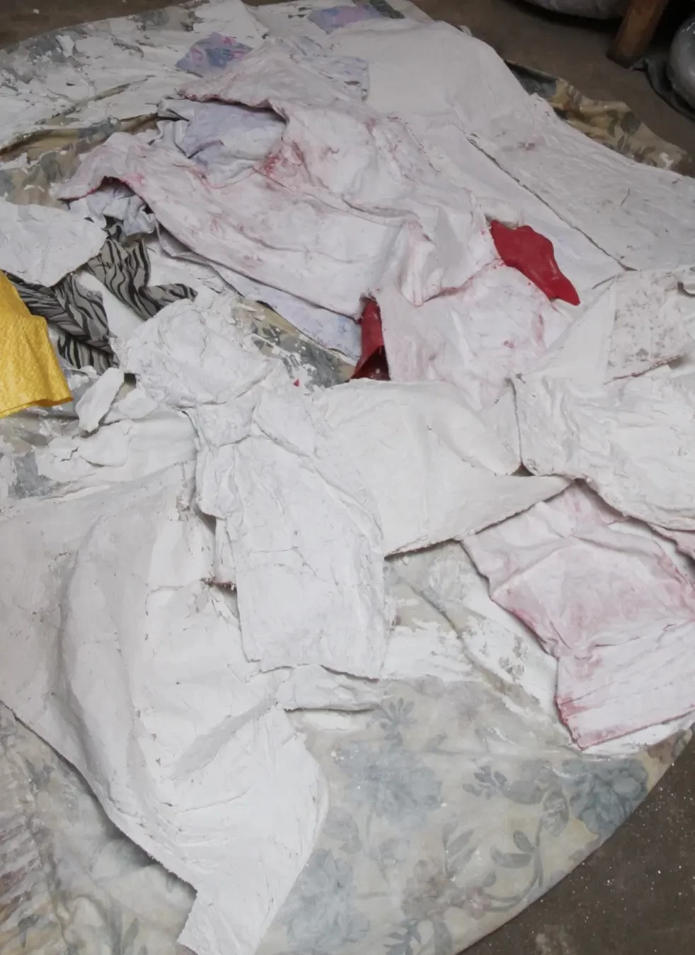 a ruin [140/140 cm] textile remnants stiffened with plaster - zoe bilgeri/ 2025/ Accra - Kantamanto